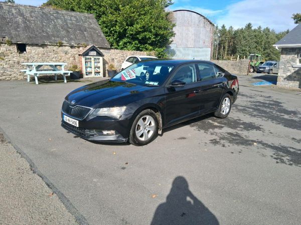Skoda Superb Hatchback, Diesel, 2016, Black