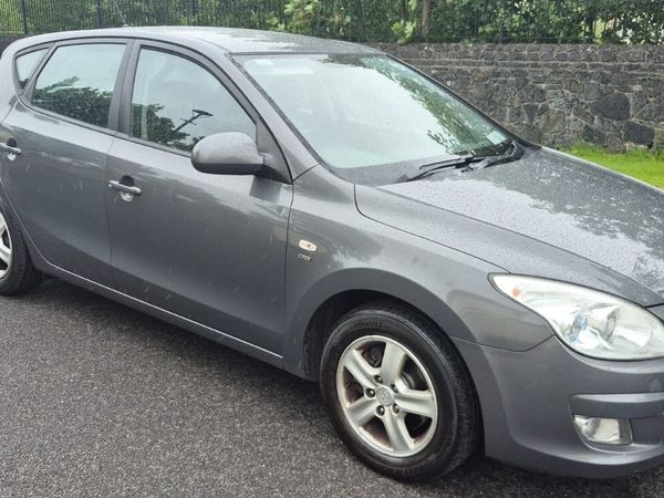 Hyundai i30 Hatchback, Diesel, 2009, Grey