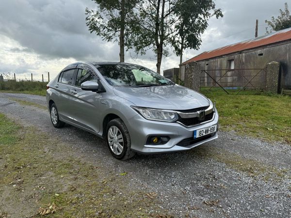 Honda Grace Saloon, Petrol Hybrid, 2019, Silver