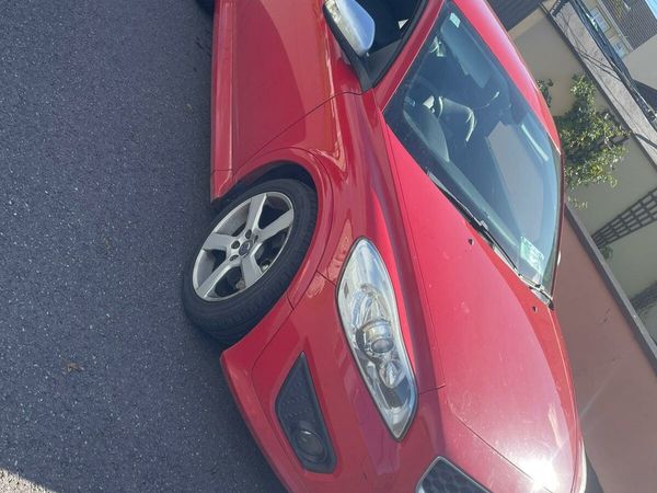 Volvo C30 Coupe, Diesel, 2011, Red