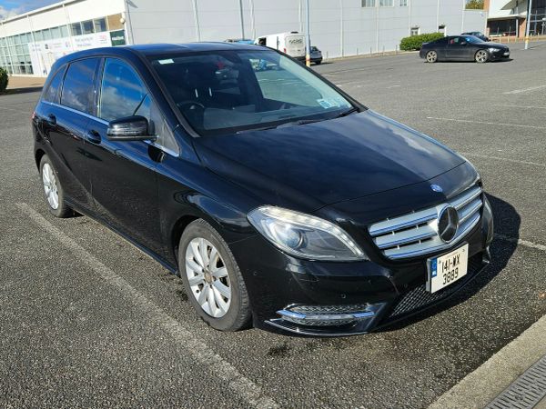 Mercedes-Benz B-Class MPV, Petrol, 2014, Black