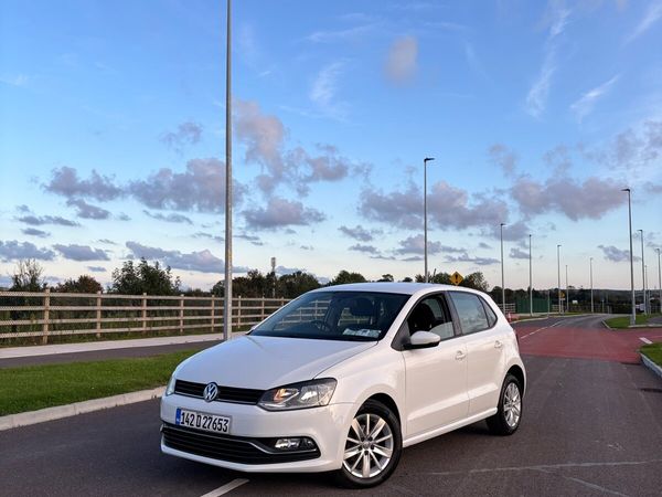 Volkswagen Polo Hatchback, Diesel, 2014, White