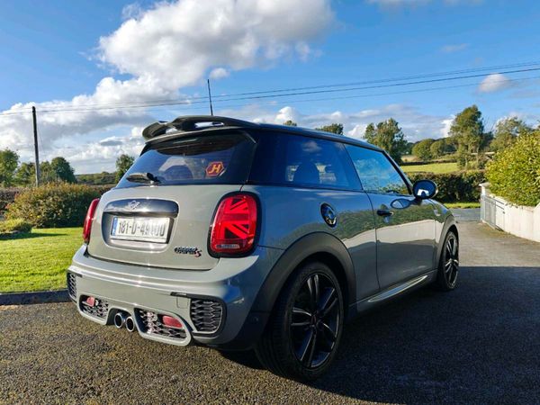 Mini Cooper Hatchback, Petrol, 2018, Grey