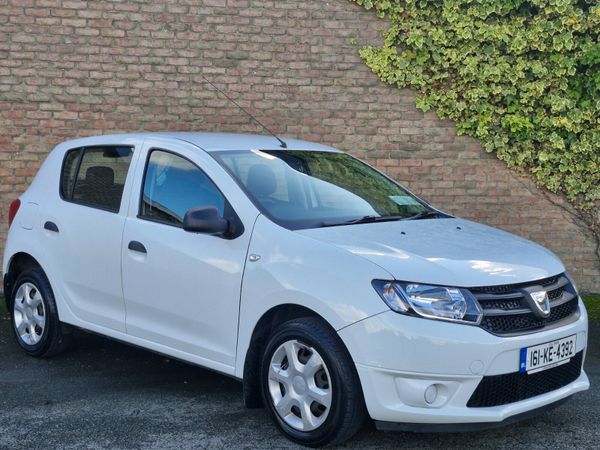 Dacia Sandero Hatchback, Petrol, 2016, White