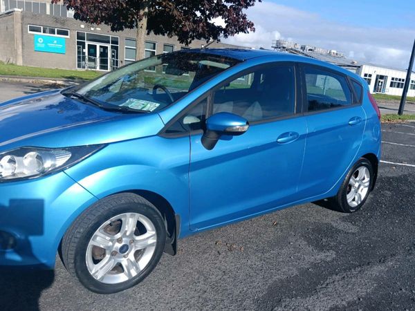 Ford Fiesta Hatchback, Petrol, 2010, Blue