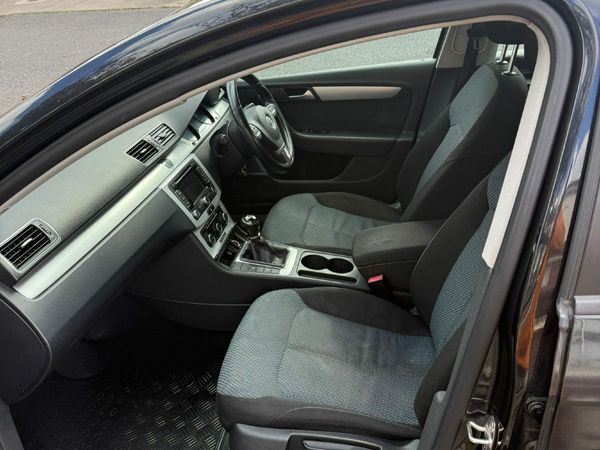 Volkswagen Passat Saloon, Diesel, 2014, Black