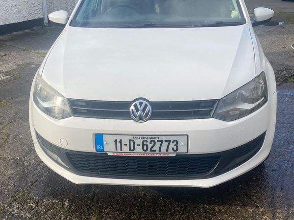 Volkswagen Polo Hatchback, Petrol, 2011, White