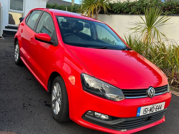 Volkswagen Polo Hatchback, Petrol, 2015, Red