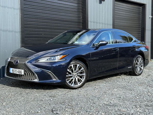 Lexus ES Saloon, Petrol Hybrid, 2019, Blue