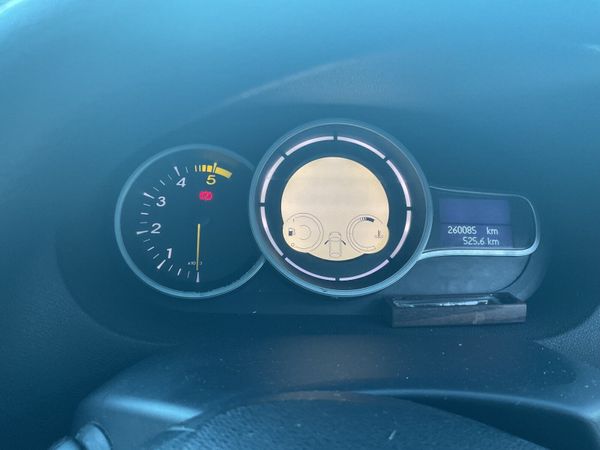 Renault Megane Hatchback, Diesel, 2011, Gold