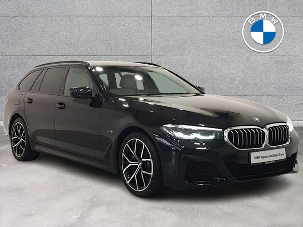 BMW 5-Series Estate, Petrol Plug-in Hybrid, 2022, Black