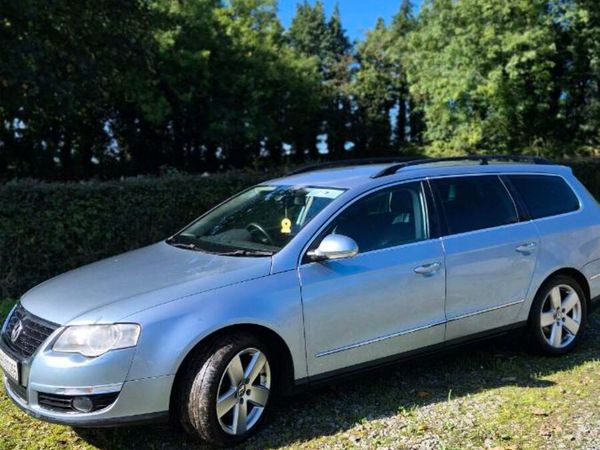 Volkswagen Passat Estate, Diesel, 2009, Blue