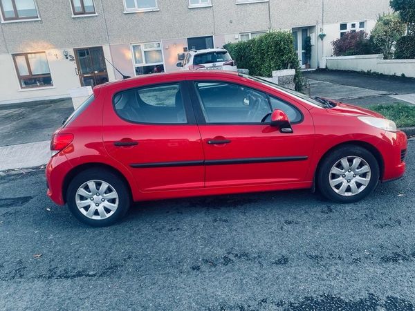 Peugeot 207 Hatchback, Petrol, 2010, Red