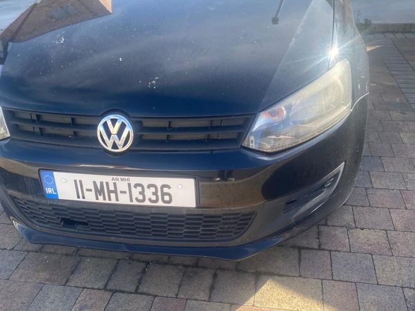 Volkswagen Polo Hatchback, Petrol, 2011, Black