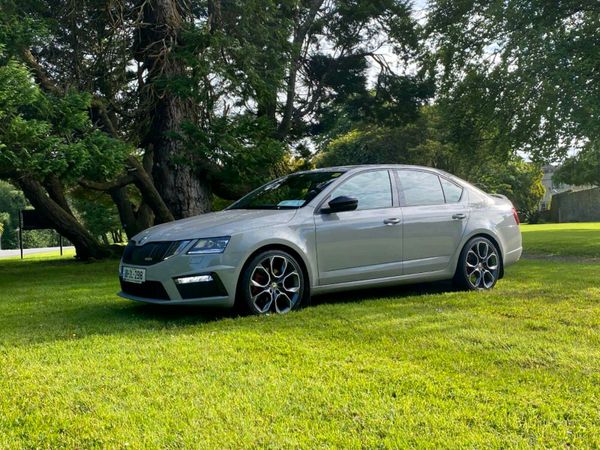 Skoda Octavia Hatchback, Diesel, 2018, Grey