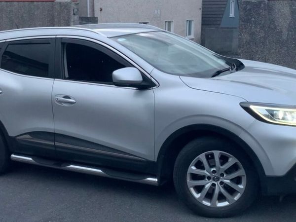 Renault Kadjar SUV, Diesel, 2016, Silver