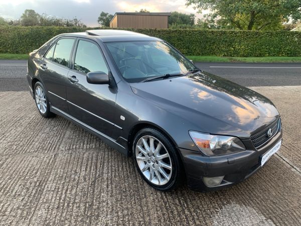 Lexus IS Saloon, Petrol, 2005, Silver