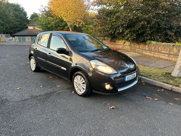 Renault Clio Hatchback, Diesel, 2010, Black