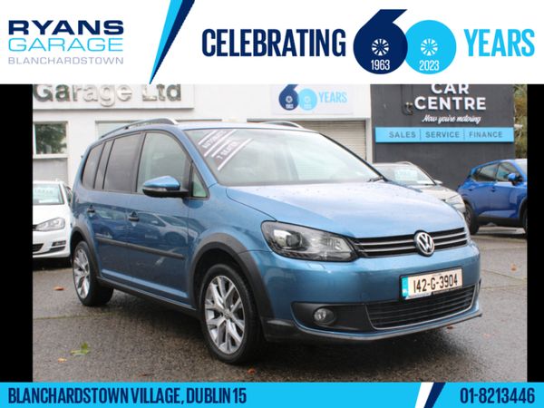 Volkswagen Touran MPV, Petrol, 2014, Blue
