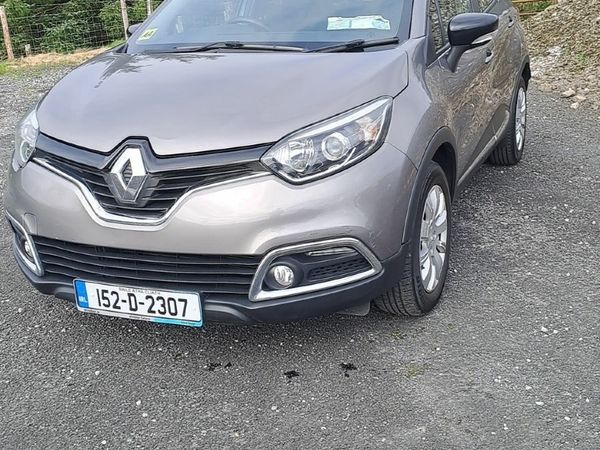 Renault Captur Hatchback, Diesel, 2015, Grey