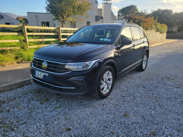 Volkswagen Tiguan SUV, Diesel, 2021, Black