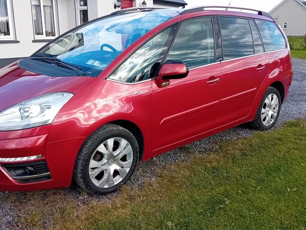 Citroen C4 Picasso MPV, Diesel, 2013, Red