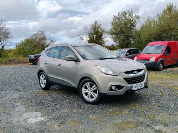 Hyundai ix35 SUV, Diesel, 2010, Silver