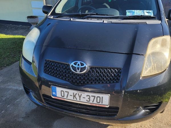 Toyota Yaris Hatchback, Petrol, 2007, Black