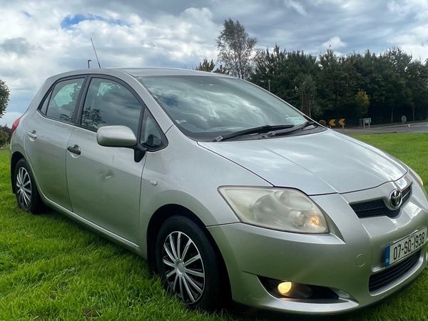 Toyota Auris Hatchback, Petrol, 2007, Silver