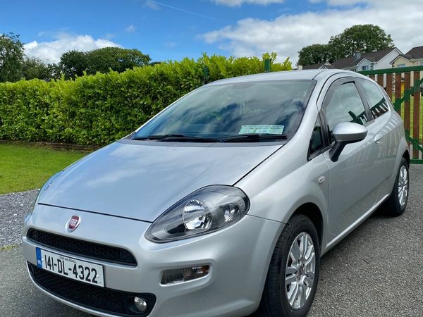 Fiat Punto Hatchback, Petrol, 2014, Grey