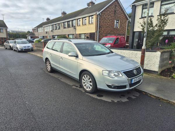Volkswagen Passat Estate, Diesel, 2009, Silver