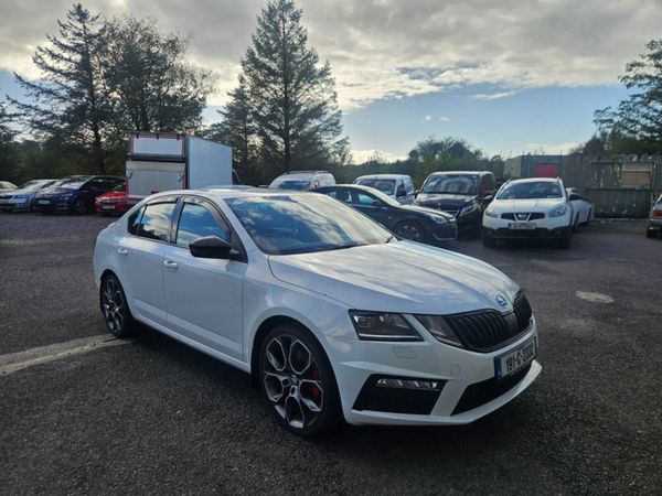 Skoda Octavia Saloon, Diesel, 2019, White
