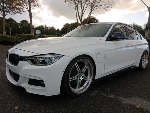 BMW 3-Series Saloon, Petrol Plug-in Hybrid, 2016, White