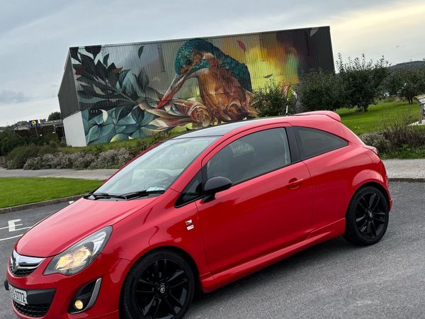 Vauxhall Corsa Hatchback, Petrol, 2014, Red