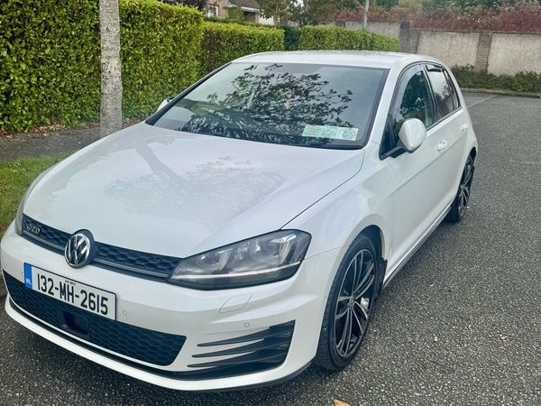 Volkswagen Golf Hatchback, Diesel, 2013, White