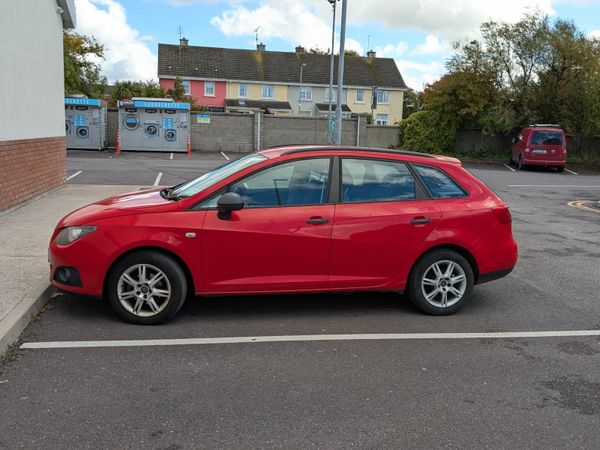 SEAT Ibiza Estate, Petrol, 2012, Red
