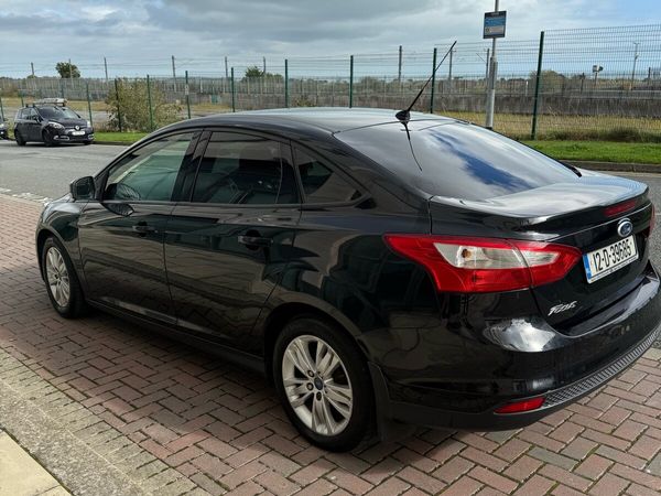 Ford Focus Saloon, Diesel, 2012, Black