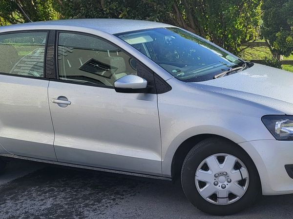 Volkswagen Polo Hatchback, Petrol, 2012, Silver