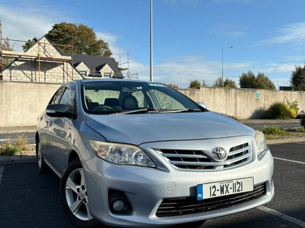 Toyota Corolla Saloon, Diesel, 2012, Blue
