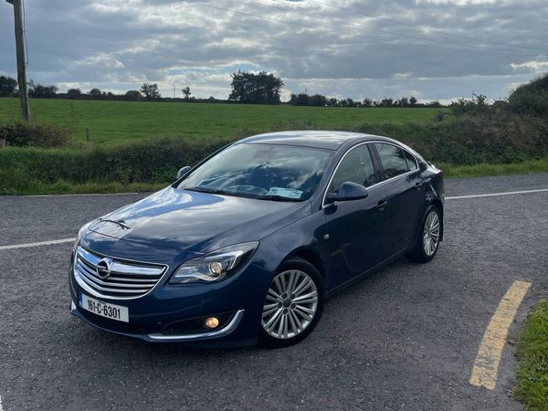 Opel Insignia Hatchback, Diesel, 2016, Blue