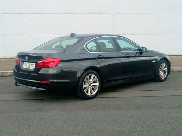 BMW 5-Series Saloon, Diesel, 2010, Grey