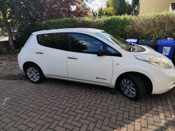 Nissan Leaf Hatchback, Electric, 2013, White