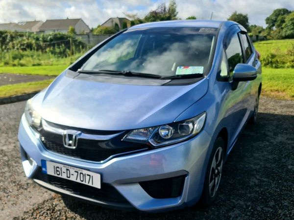 Honda Fit Hatchback, Petrol Hybrid, 2016, Blue