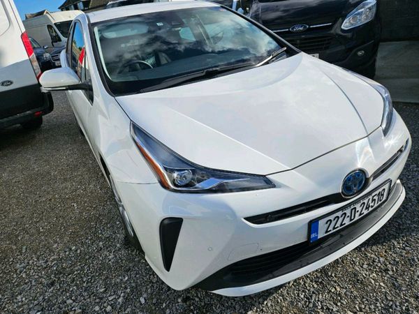 Toyota Prius Hatchback, Petrol Hybrid, 2022, White
