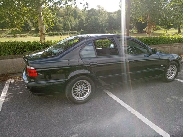 BMW 5-Series Saloon, Petrol, 2000, Black