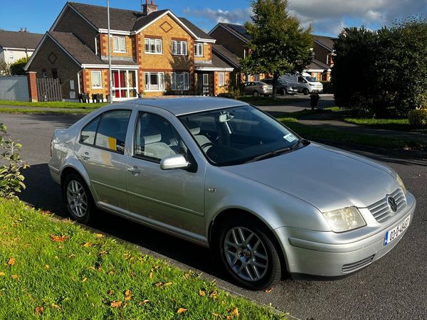 Volkswagen Bora Saloon, Petrol, 2003, Silver