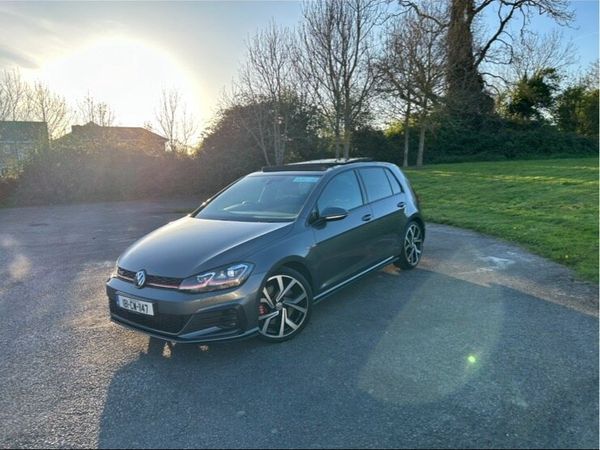 Volkswagen Golf Estate, Petrol, 2018, Grey