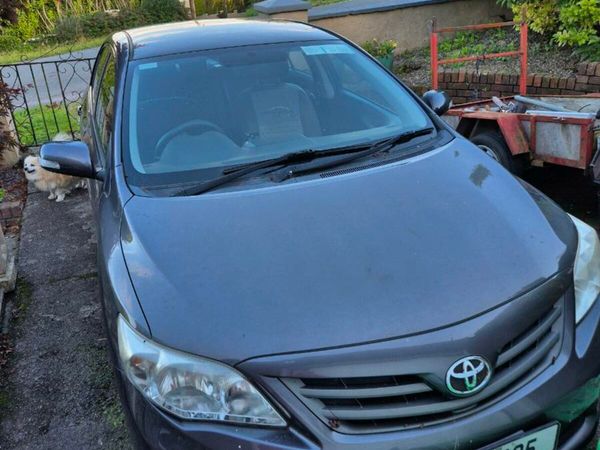 Toyota Corolla Saloon, Diesel, 2012, Grey