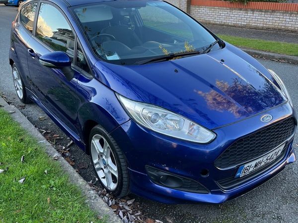 Ford Fiesta Hatchback, Diesel, 2016, Blue