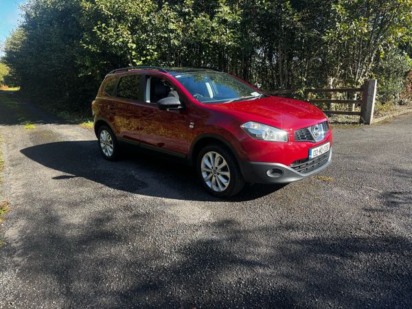 Nissan Qashqai+2 MPV, Diesel, 2013, Red